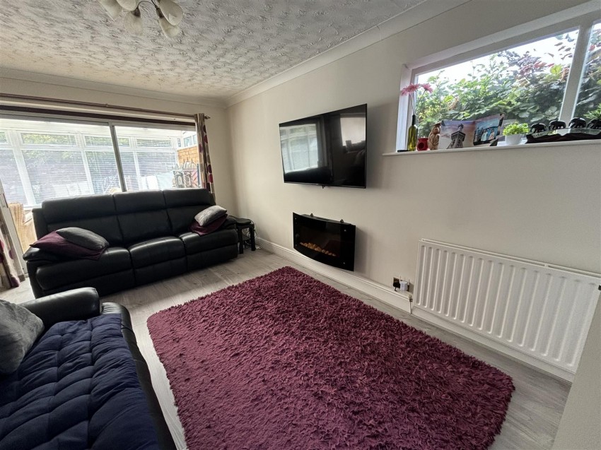 Images for Whitesand Close, Glenfield, Leicester