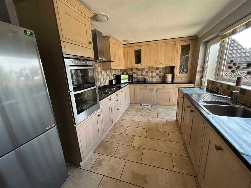 Images for Whitesand Close, Glenfield, Leicester